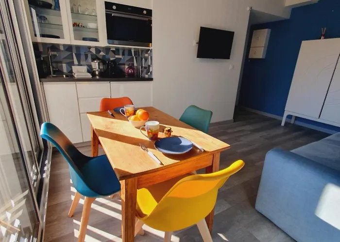 Elegante Club Centre-ville Wifi Piscine - Rossiconciergerie - Linge Inclus *