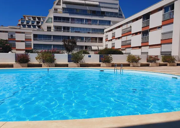 Elegante Club Centre-ville Wifi Piscine - Rossiconciergerie - Linge Inclus Apartamento